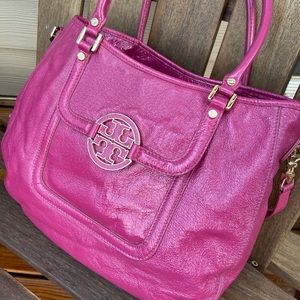 Tory Burch Amanda Hobo